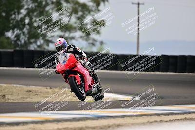 media/Apr-18-2025-TrackDaz (Fri) [[45f5874c44]]/B Group/Session 4 (Turn 6 - Outside)/